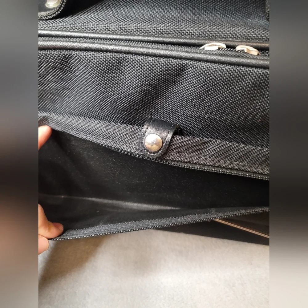 Samsonite Black Travel Tote Carry-On Bag Overnight Business Briefcase 17